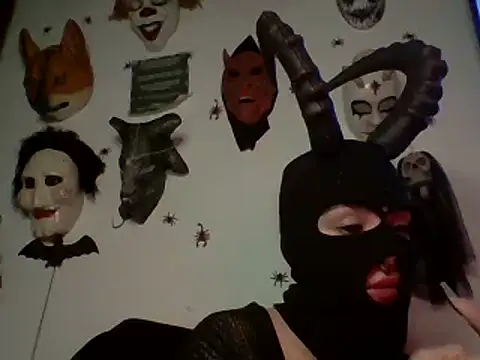 Snapshot of FeticheMacabre chatting on December 2024 12:30:02 AM FeticheMacabre online show from December 2024 12:30:02 AM