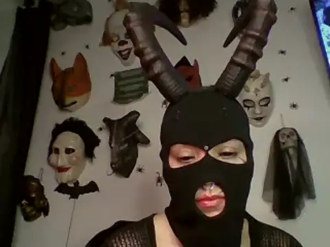 Snapshot of FeticheMacabre chatting on February 2025 05:31:01 AM FeticheMacabre online show from February 2025 05:31:01 AM