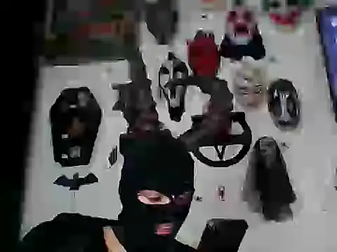 Snapshot of FeticheMacabre chatting on September 2025 08:24:02 PM FeticheMacabre online show from September 2025 08:24:02 PM