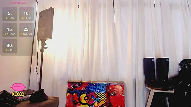 Snapshot of LatexDevil_Blondie chatting on March 2026 03:06:01 PM LatexDevil Blondie online show from March 2026 03:06:01 PM