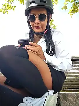 Snapshot of bellapaty chatting on June 2026 02:19:02 PM bellapaty online show from June 2026 02:19:02 PM
