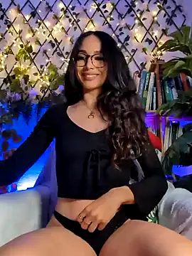 Snapshot of Naughty-Jessie chatting on December 2024 01:03:02 AM Naughty-Jessie online show from December 2024 01:03:02 AM