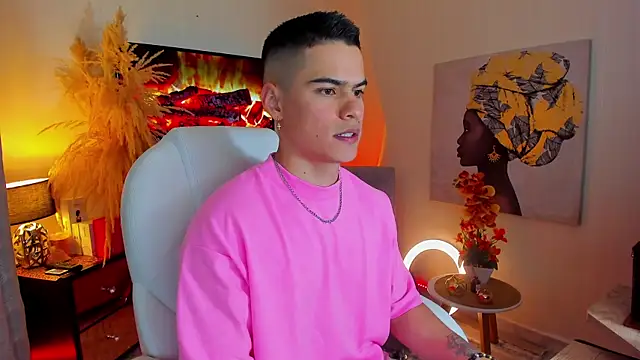 Matias Murrier online show from February 2025 12:03:02 PM