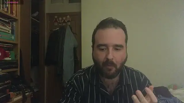 curiosillo83 online show from March 2025 06:00:02 PM