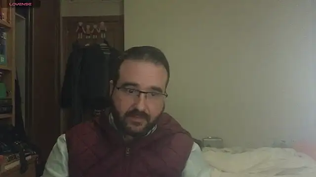 curiosillo83 online show from March 2025 09:15:01 PM