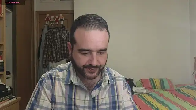 curiosillo83 online show from October 2025 09:56:01 PM