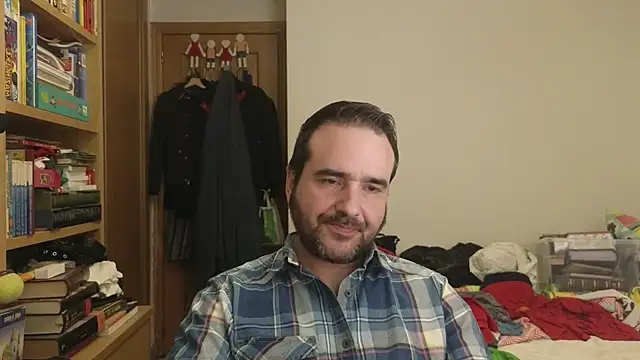 curiosillo83 online show from May 2026 07:18:02 PM
