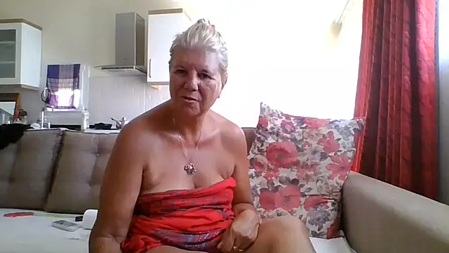 Snapshot of TrustfulVampire1 chatting on August 2026 04:45:02 AM TrustfulVampire1 online show from August 2026 04:45:02 AM