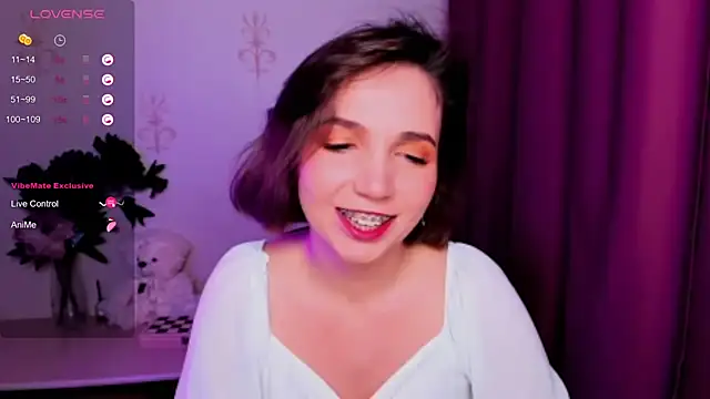 KindHazelHere  online show from November 2025 10:15:02 PM