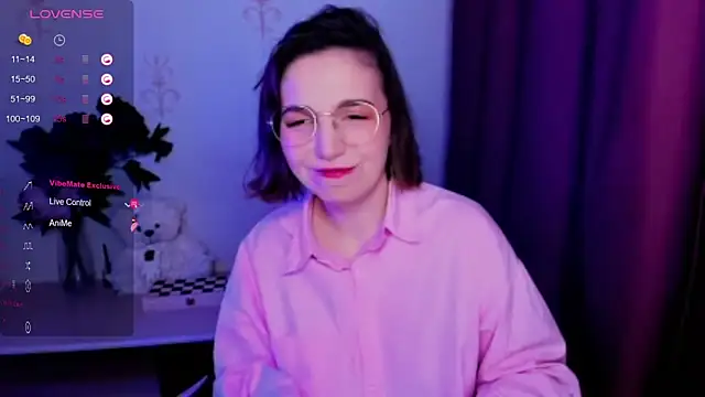 KindHazelHere  online show from November 2025 07:34:02 PM