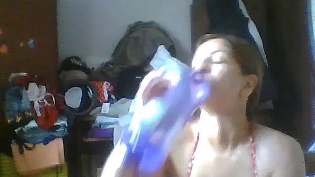 Snapshot of ShawnaAdams chatting on July 2026 10:19:02 AM ShawnaAdams online show from July 2026 10:19:02 AM