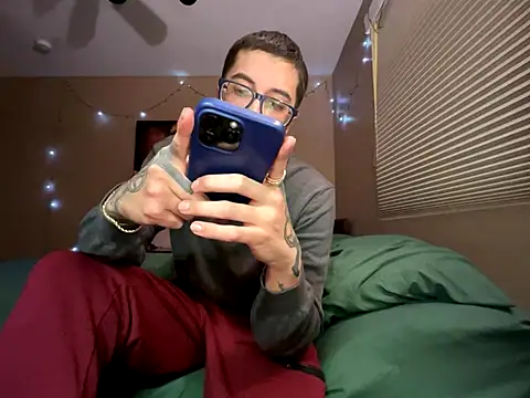 Bwcjoshbanks online show from November 2025 03:17:02 AM