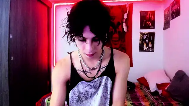 Snapshot of dussk_ chatting on December 2024 07:15:01 AM dussk online show from December 2024 07:15:01 AM