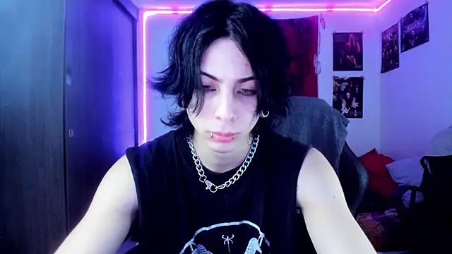 Snapshot of dussk_ chatting on February 2025 05:34:02 AM dussk online show from February 2025 05:34:02 AM