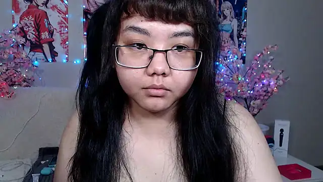 Snapshot of Moertomlly chatting on July 2026 04:14:02 AM Moertomlly online show from July 2026 04:14:02 AM