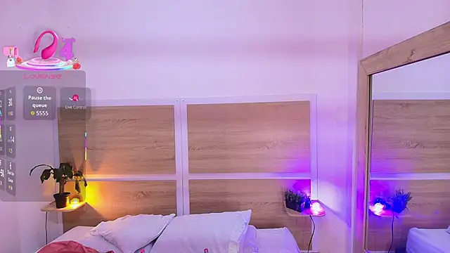  nickypurple  online show from January 2026 07:08:02 PM