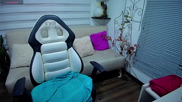 Lunlunera online show from March 2026 02:17:02 AM