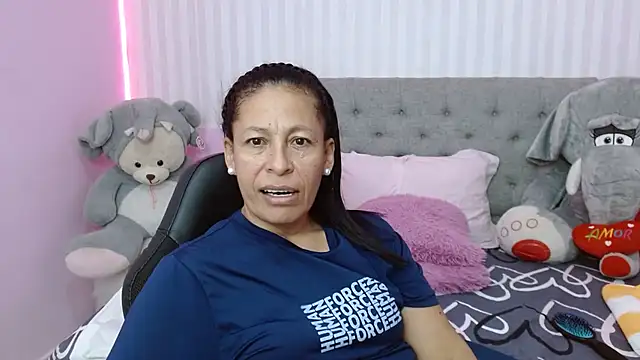 mature martina online show from January 2025 01:39:02 AM