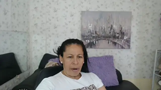 mature martina online show from June 2026 08:47:01 PM