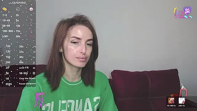 xx adrihanna xx online show from April 2026 12:33:01 PM