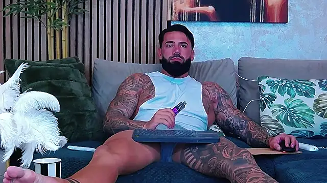 masterkingofmusclee online show from June 2026 07:58:01 AM