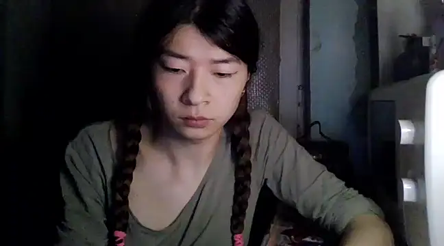 Snapshot of CarlyJoy chatting on February 2025 03:30:02 PM CarlyJoy online show from February 2025 03:30:02 PM