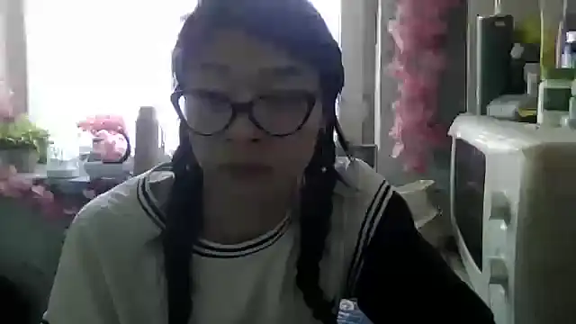 Snapshot of CarlyJoy chatting on October 2025 09:29:01 AM CarlyJoy online show from October 2025 09:29:01 AM