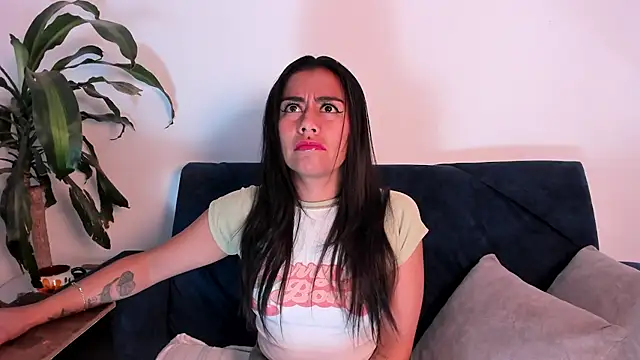 Snapshot of im_amber chatting on October 2025 01:26:02 PM im amber online show from October 2025 01:26:02 PM