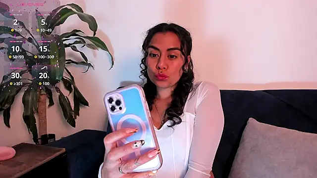 Snapshot of im_amber chatting on November 2025 01:44:02 PM im amber online show from November 2025 01:44:02 PM