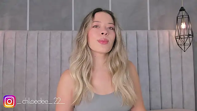 chloe d online show from January 2025 11:43:01 AM