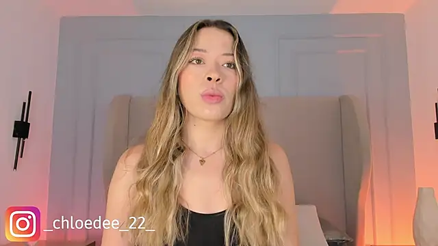 chloe d online show from February 2026 12:34:01 PM