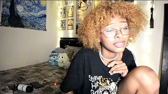 Cristal Jonasxh online show from February 2025 07:56:02 AM