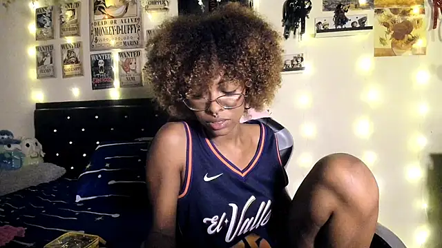 Cristal Jonasxh online show from October 2025 04:31:02 AM