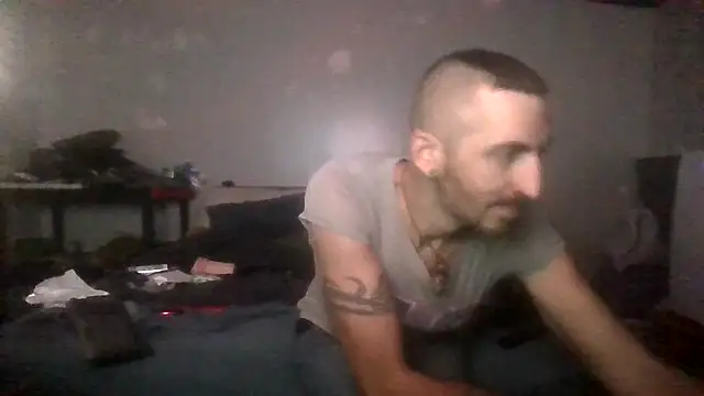 Snapshot of Bi_curious86 chatting on September 2025 01:22:02 AM Bi curious86 online show from September 2025 01:22:02 AM