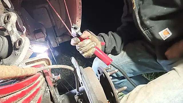 Snapshot of Bi_curious86 chatting on November 2025 01:58:02 AM Bi curious86 online show from November 2025 01:58:02 AM