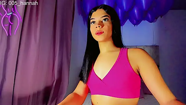 Snapshot of Hannahsmit chatting on October 2025 10:49:02 AM Hannahsmit online show from October 2025 10:49:02 AM