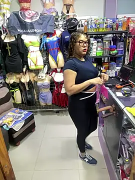 ROSALIALUCY online show from June 2026 02:43:01 PM