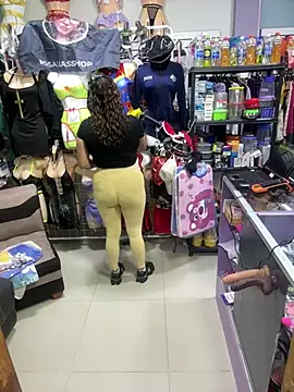 ROSALIALUCY online show from June 2026 11:46:01 AM