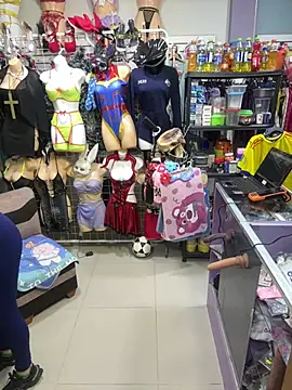 ROSALIALUCY online show from July 2026 11:50:01 AM