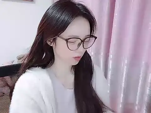 Snapshot of wwcc123 chatting on December 2025 03:59:01 AM wwcc123 online show from December 2025 03:59:01 AM