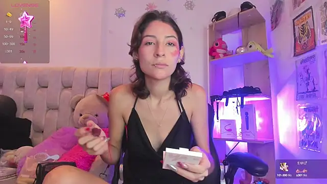 Snapshot of Gorgeous_Team chatting on January 2025 07:45:02 PM Gorgeous Team online show from January 2025 07:45:02 PM