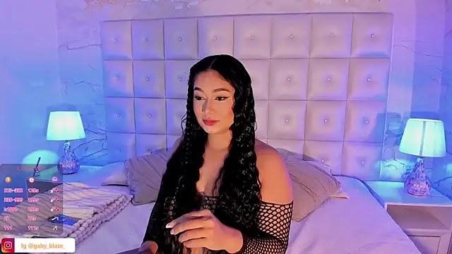 Snapshot of Gaby_Blaze chatting on December 2024 08:17:01 PM Gaby Blaze online show from December 2024 08:17:01 PM