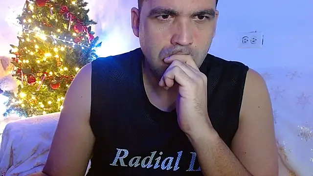 geeklatin88 online show from December 2025 06:30:02 AM