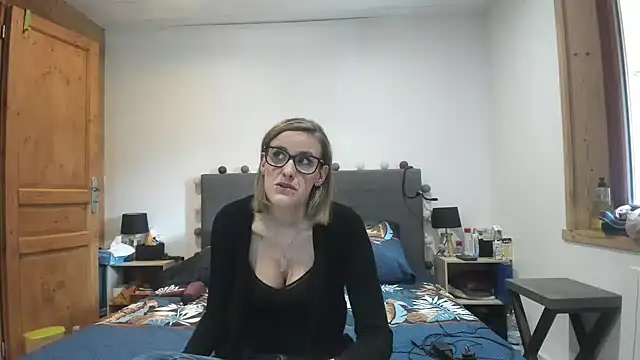 Madame Callie online show from May 2026 01:29:01 PM