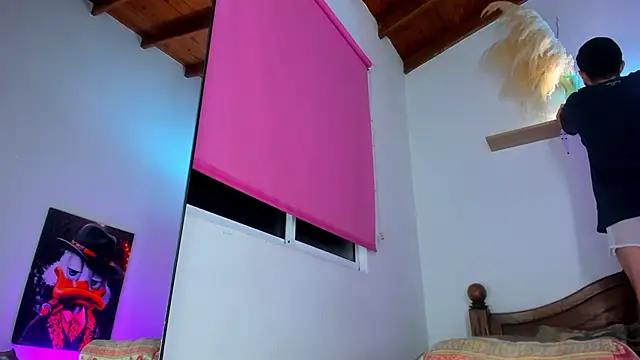 Snapshot of Juan_Castano chatting on October 2025 06:14:02 AM Juan Castano online show from October 2025 06:14:02 AM