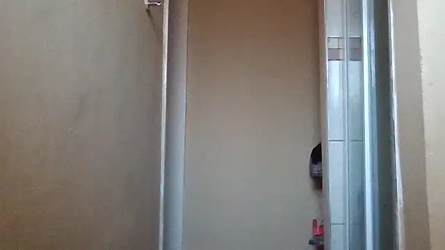 Snapshot of ShooingBunch chatting on November 2025 07:20:02 AM ShooingBunch online show from November 2025 07:20:02 AM