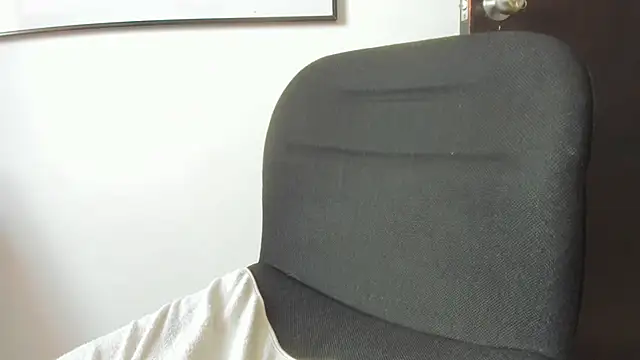 Snapshot of squirttati33 chatting on October 2025 02:31:01 PM squirttati33 online show from October 2025 02:31:01 PM