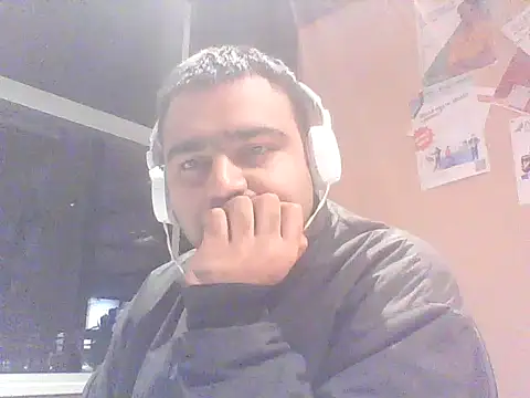 JohnBond009 online show from January 2025 05:56:02 PM