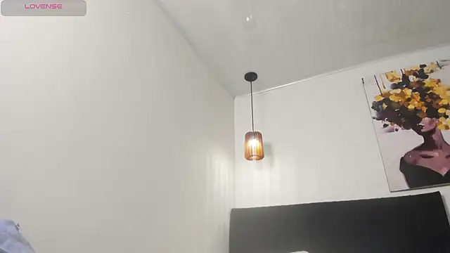 dolly zoe online show from February 2026 05:08:02 AM