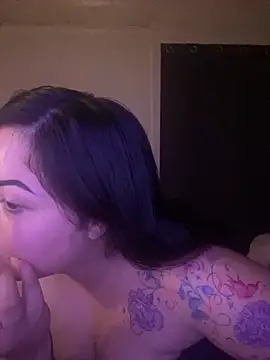 xocrybaby online show from October 2025 10:37:02 AM